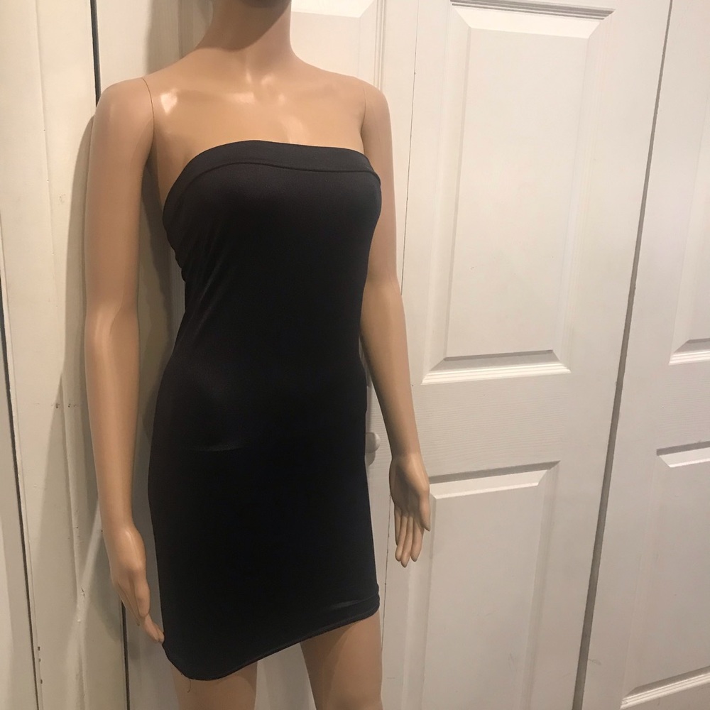 Dress - Picture 3 of 3